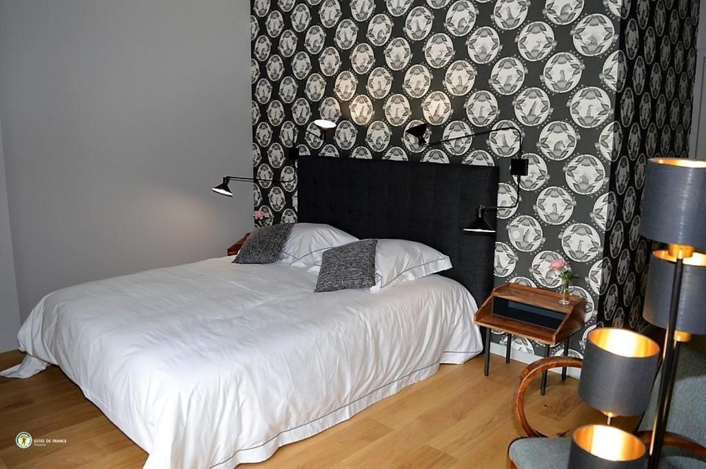 Domaine Du Pont Salmois Bed & Breakfast Neuil ภายนอก รูปภาพ