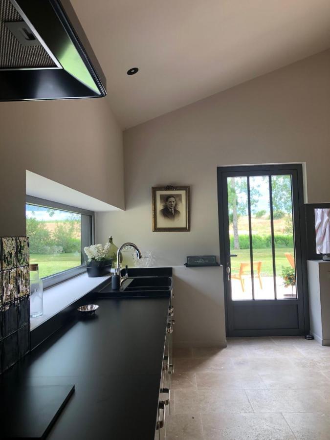 Domaine Du Pont Salmois Bed & Breakfast Neuil ภายนอก รูปภาพ