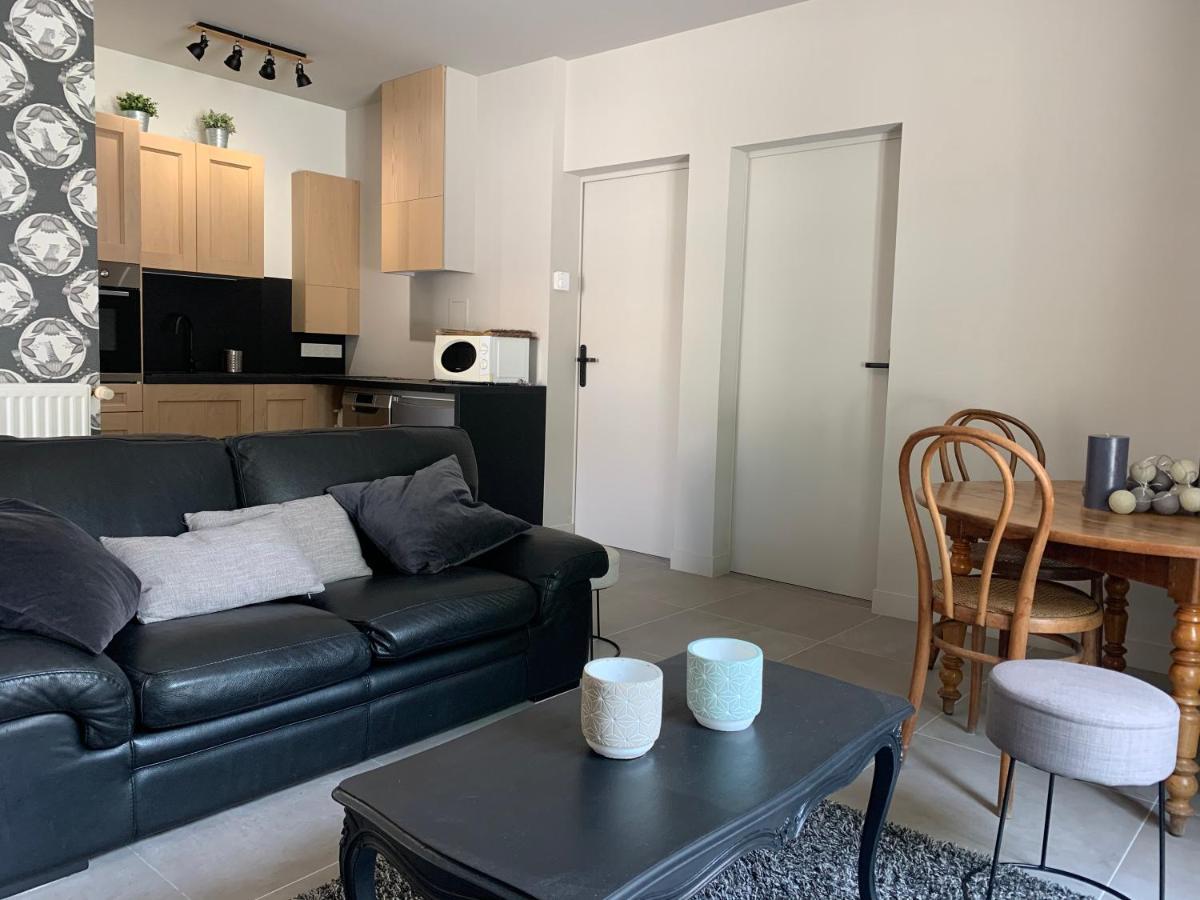 Domaine Du Pont Salmois Bed & Breakfast Neuil ภายนอก รูปภาพ