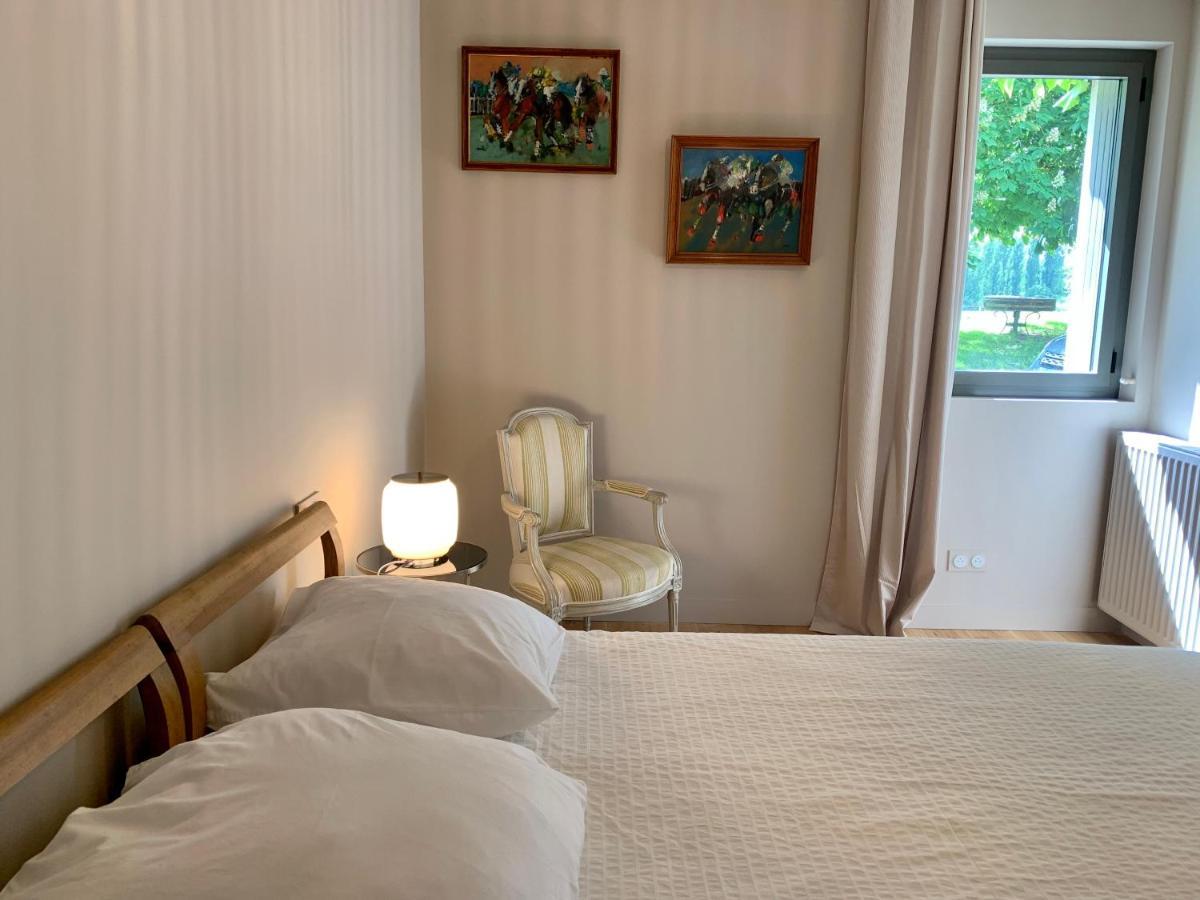 Domaine Du Pont Salmois Bed & Breakfast Neuil ภายนอก รูปภาพ